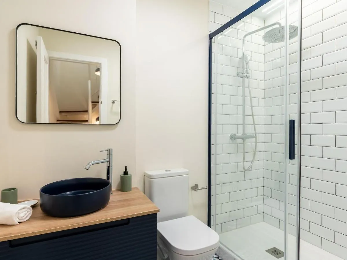 Holi-Rent Penthouse Penuelas Seville Apartment