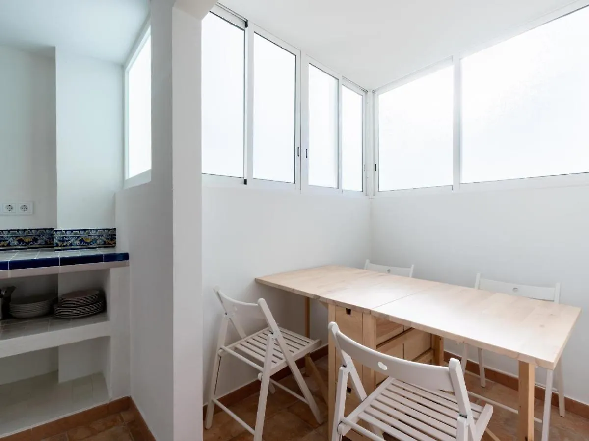 Holi-Rent Penthouse Penuelas Seville Apartment