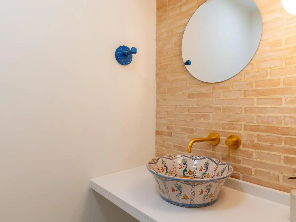 Holi-Rent Penthouse Penuelas Seville Spain