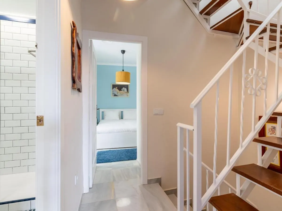 Holi-Rent Penthouse Penuelas Seville Spain