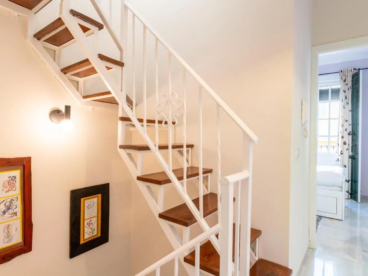 Holi-Rent Penthouse Penuelas Seville
