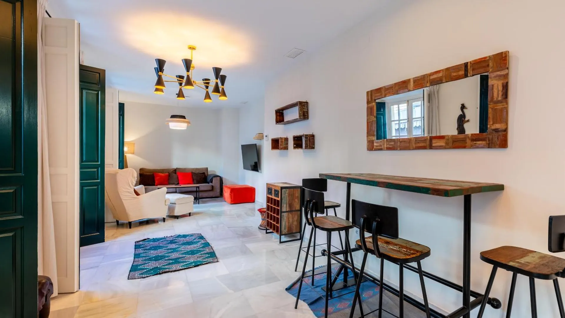 Holi-Rent Penthouse Penuelas Seville Spain