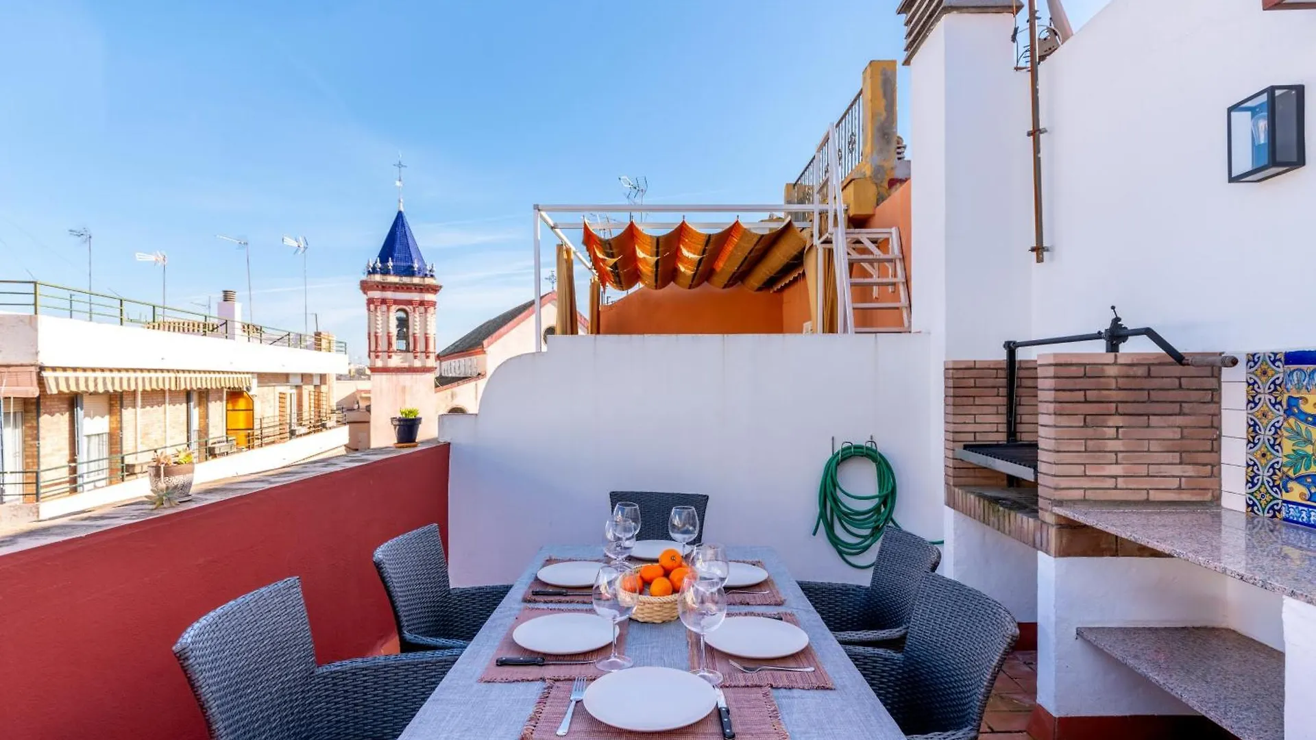 Apartment Holi-Rent Penthouse Penuelas Seville Spain
